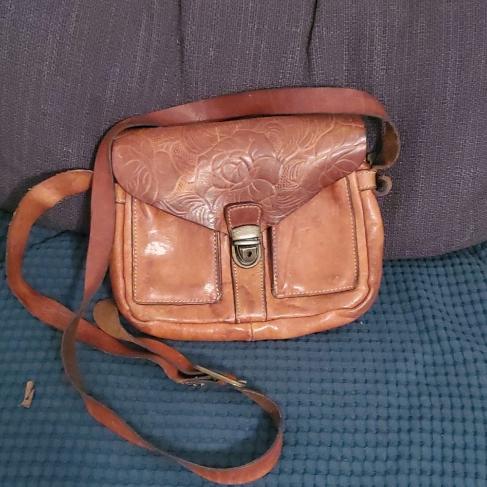 Leather cross body purse